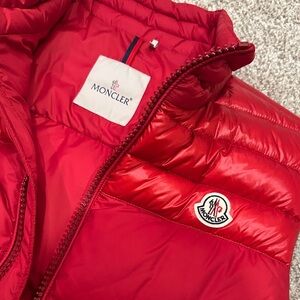 Moncler Red Quilted Puffy Vest Men’s Medium (Size 4) – Like New Rare Vintage M